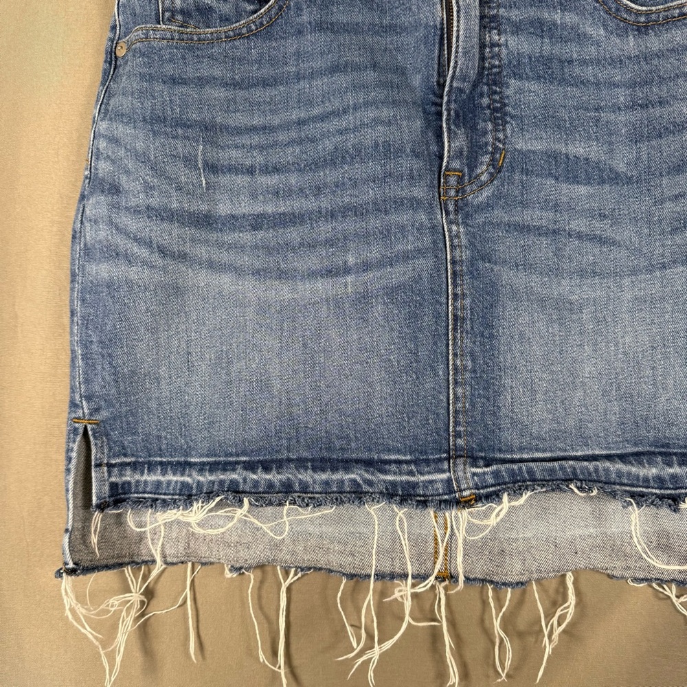 Madewell Denim Frayed Cut Off Jean Skirt Raw Hem Blue Western Grunge 28 - Picture 3 of 9